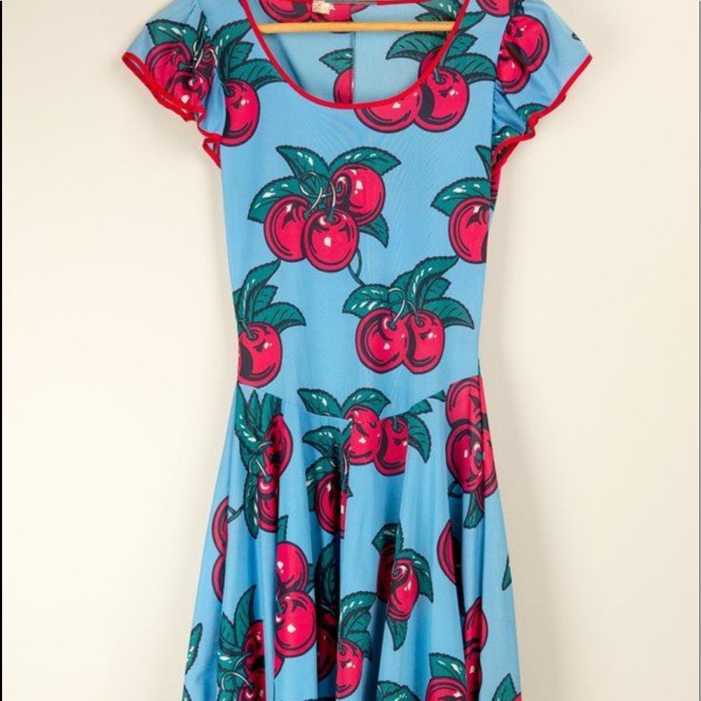 ISO VINTAGE BETSEY JOHNSON - Picture 10 of 15
